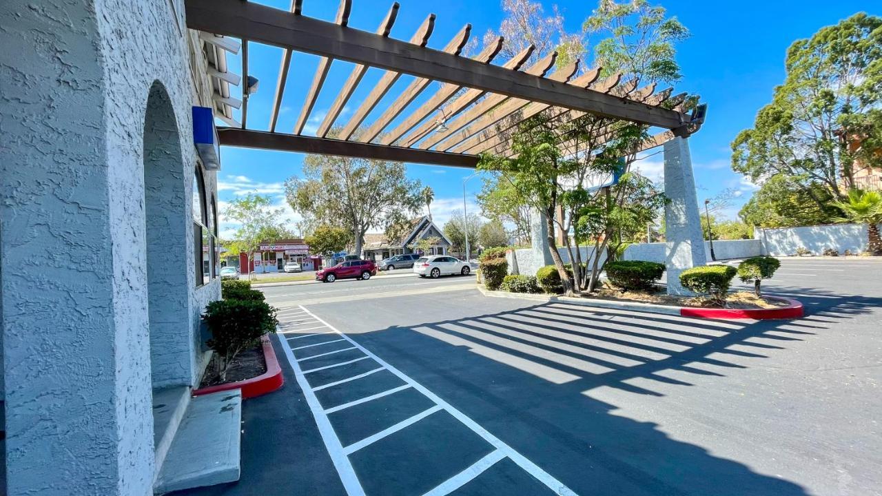Milpitas Inn Экстерьер фото